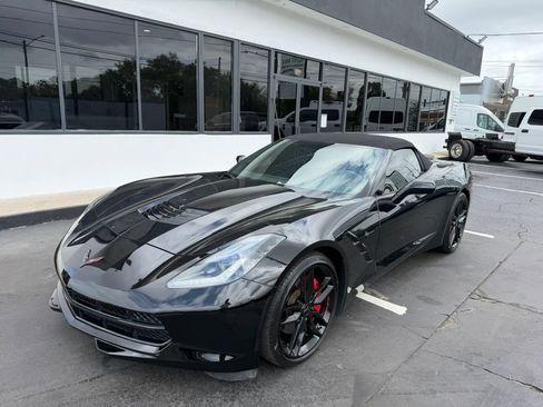 Used 2019 Chevrolet Corvette Stingray Convertible w/ Carbon Flash Badge Package image 3