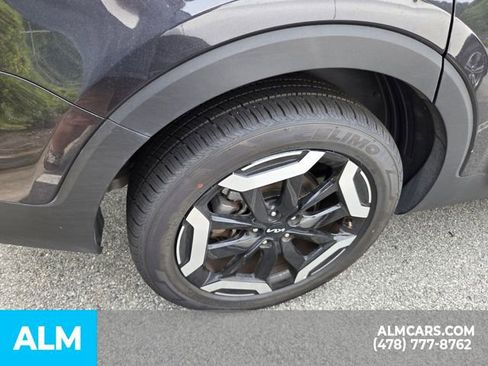 Used 2025 Kia Telluride S AWD/4WD image 12