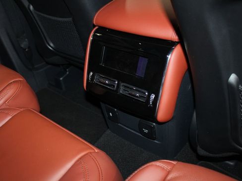 Used 2025 Lincoln Aviator Reserve image 35