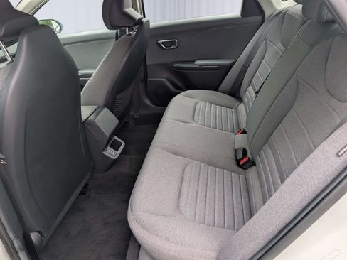 Used 2025 Kia K4 EX FWD image 13
