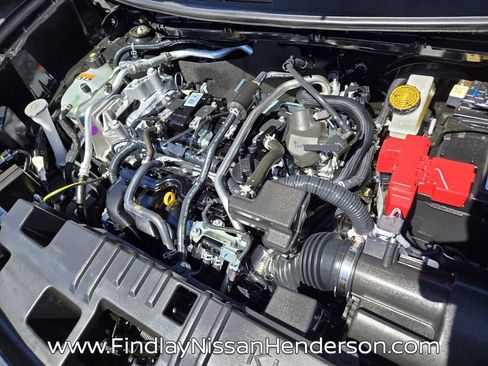 Used 2025 Nissan Kicks SR w/ SR Premium Package FWD image 20