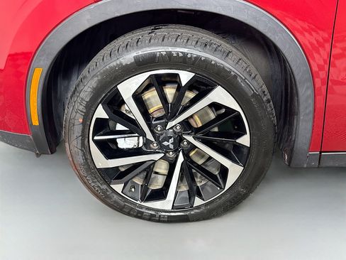 Used 2022 Mitsubishi Outlander SEL Black Edition image 38