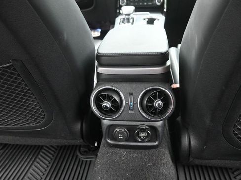 Used 2021 Kia Stinger GT2 image 14