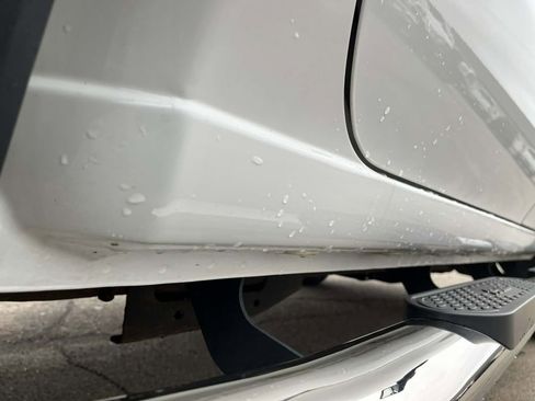 Used 2022 Chevrolet Silverado 2500 LTZ w/ LTZ Convenience Package image 10