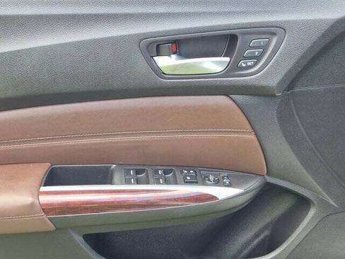 Used 2015 Acura TLX V6 w/ Technology Package FWD image 12