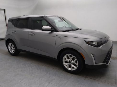 Used 2023 Kia Soul S image 11