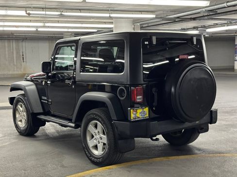 Used 2015 Jeep Wrangler Sport w/ Quick Order Package 24S AWD/4WD image 4