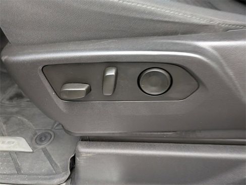 Used 2023 Chevrolet Silverado 1500 RST image 21