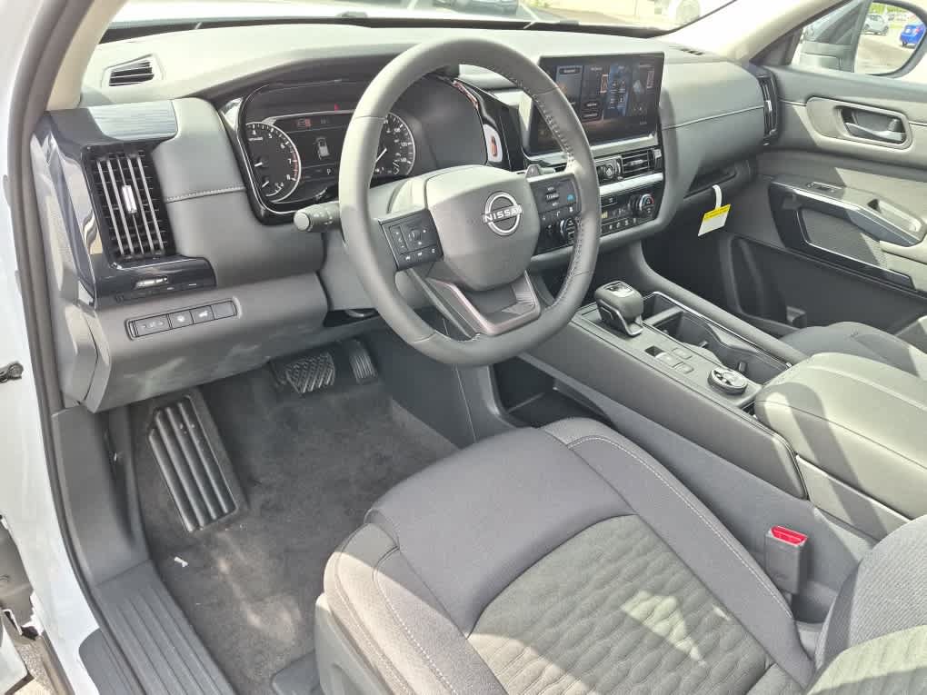 New 2026 Nissan Pathfinder SV w/ Cargo Package AWD/4WD image 12