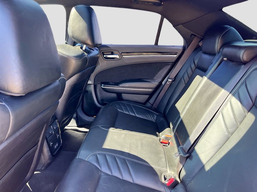 Used 2023 Chrysler 300 C RWD image 25