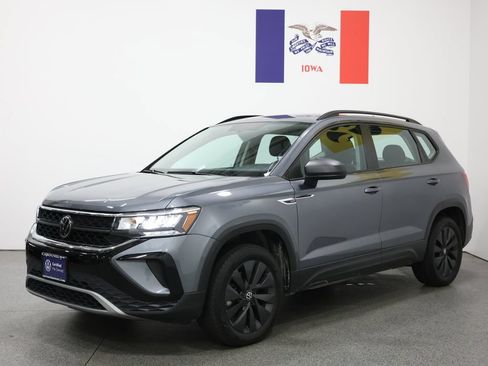 Used 2023 Volkswagen Taos S FWD image 8