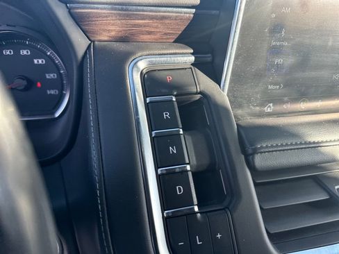 Certified 2021 Chevrolet Suburban Z71 image 25