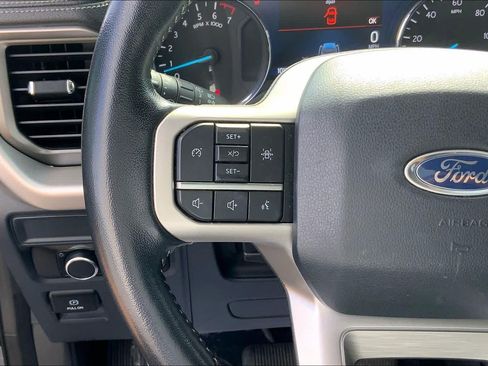 Certified 2022 Ford Expedition XLT RWD image 23