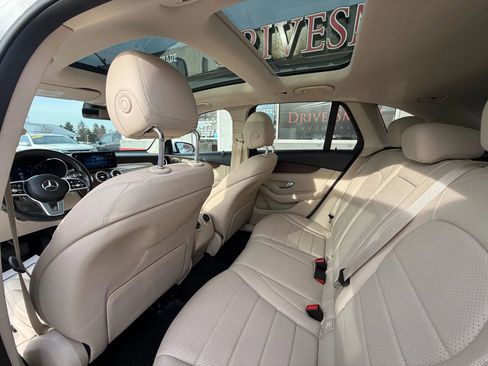 Used 2021 Mercedes-Benz GLC 300 GLC 300 4MATIC Sport Utility 4 image 11