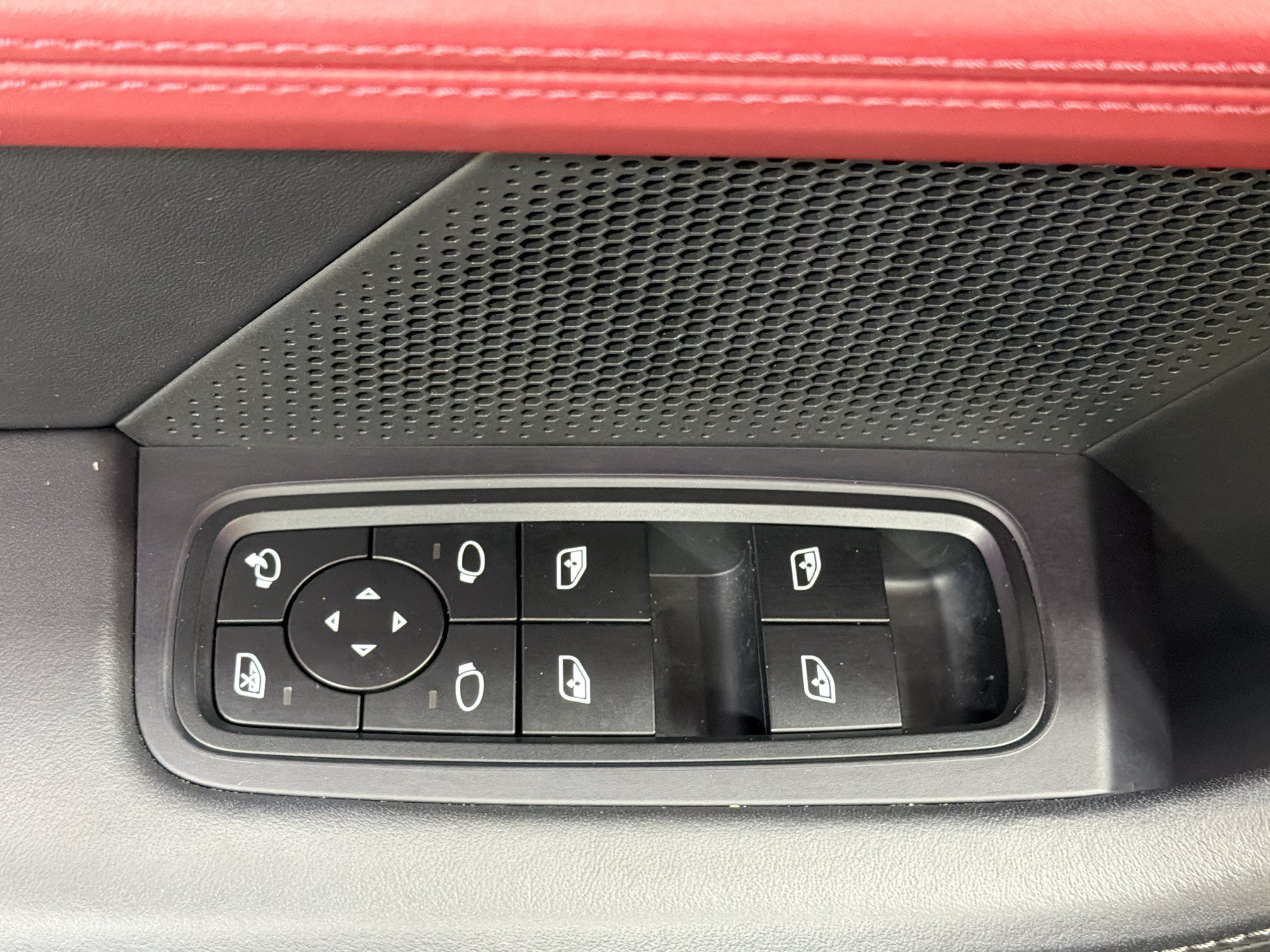 Certified 2023 Porsche Taycan GTS AWD/4WD image 23