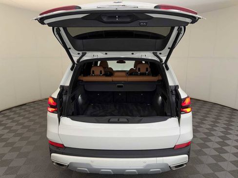 Certified 2024 BMW X5 xDrive40i w/ Parking Assistance Package image 23