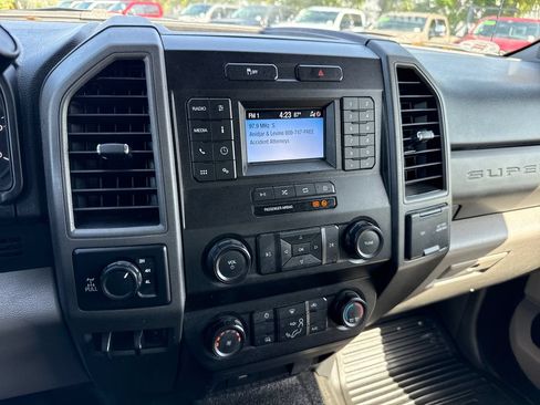 Used 2021 Ford F350 XL w/ Power Equipment Group AWD/4WD image 19