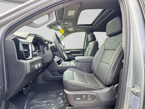 New 2026 GMC Sierra 3500 Denali w/ Denali Reserve Package AWD/4WD image 14