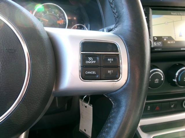 Used 2016 Jeep Compass High Altitude AWD/4WD image 19