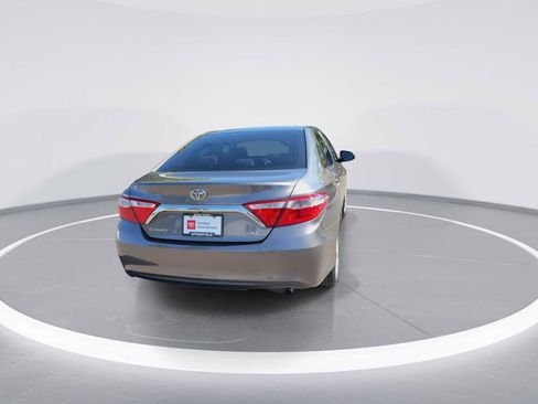 Certified 2016 Toyota Camry LE FWD image 7