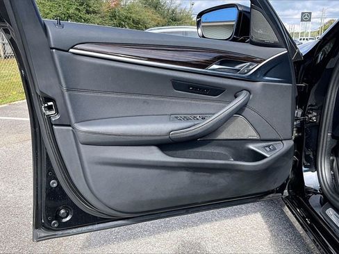 Used 2023 BMW 530i 530i w/ Premium Package image 17