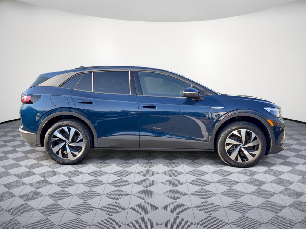 Used 2023 Volkswagen ID.4 Pro AWD/4WD image 8
