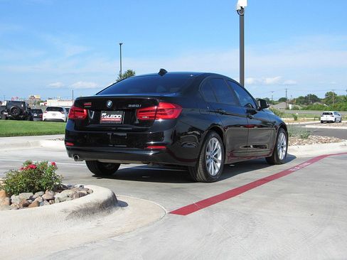 Used 2018 BMW 320i xDrive Sedan image 33