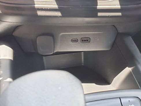 Used 2024 Chevrolet Trax RS w/ Driver Confidence Package FWD image 29