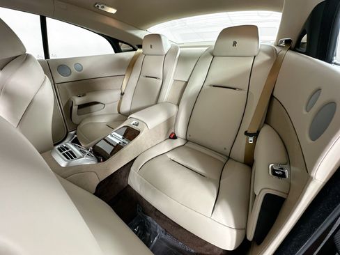 Certified 2015 Rolls-Royce Wraith RWD image 24