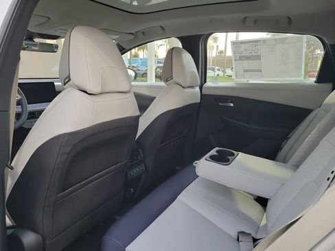 New 2026 Nissan Leaf Platinum+ w/ Cargo Package (Platinum+) image 5