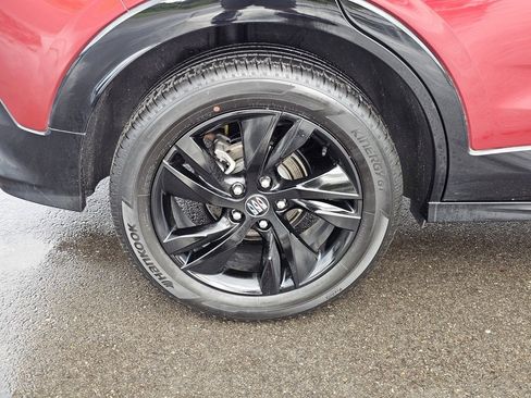 Used 2024 Buick Encore GX Sport Touring image 11