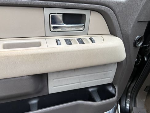 Used 2010 Ford F150 XLT AWD/4WD image 11