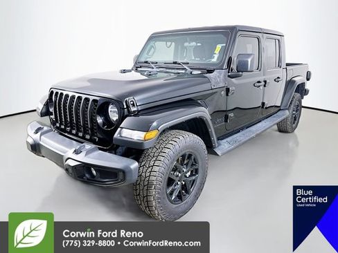 Used 2022 Jeep Gladiator Sport AWD/4WD image 4