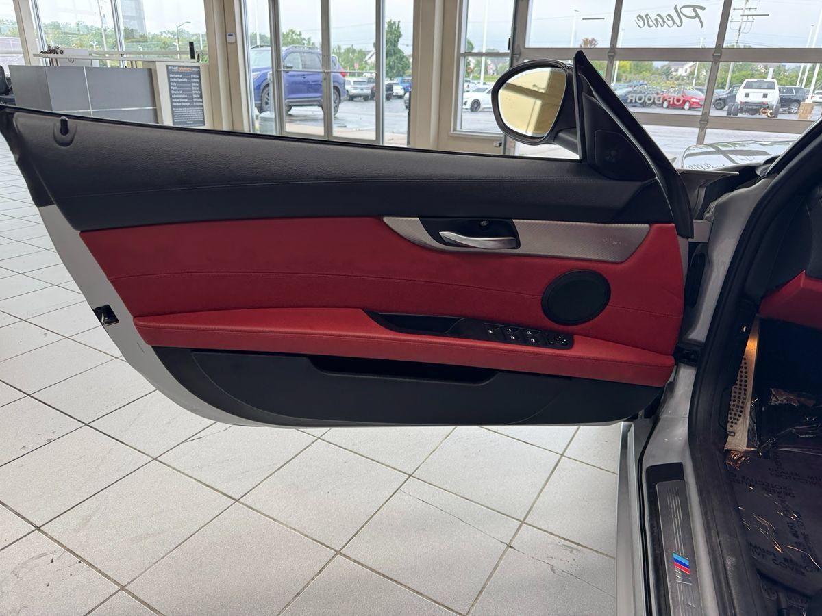 Used 2013 BMW Z4 sDrive35i RWD image 13