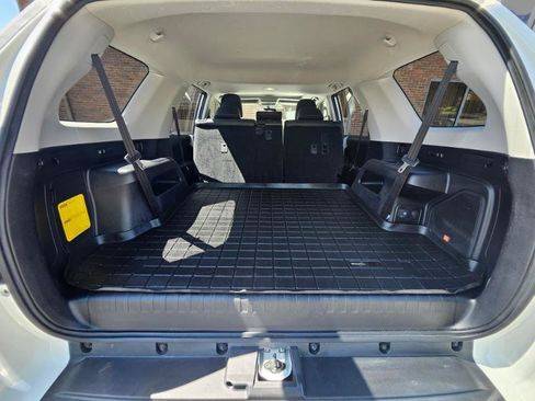 Used 2018 Toyota 4Runner Limited AWD/4WD image 90