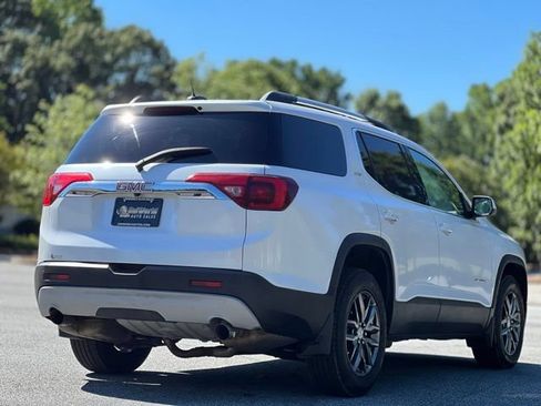 Used 2017 GMC Acadia SLT w/ LPO, Floor Liner Package AWD/4WD image 5