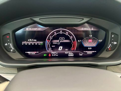 Used 2024 Lamborghini Urus S image 11