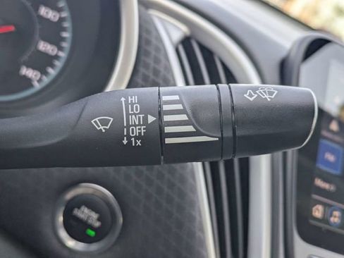 Used 2024 Chevrolet Malibu LT image 27