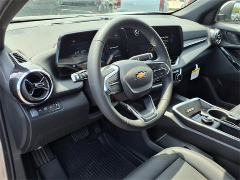 New 2026 Chevrolet Equinox LT w/ Convenience Package II image 11