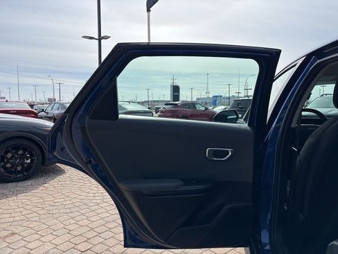Used 2025 Kia K4 FWD image 26