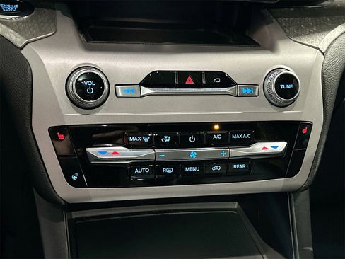 Used 2023 Ford Explorer Timberline image 16