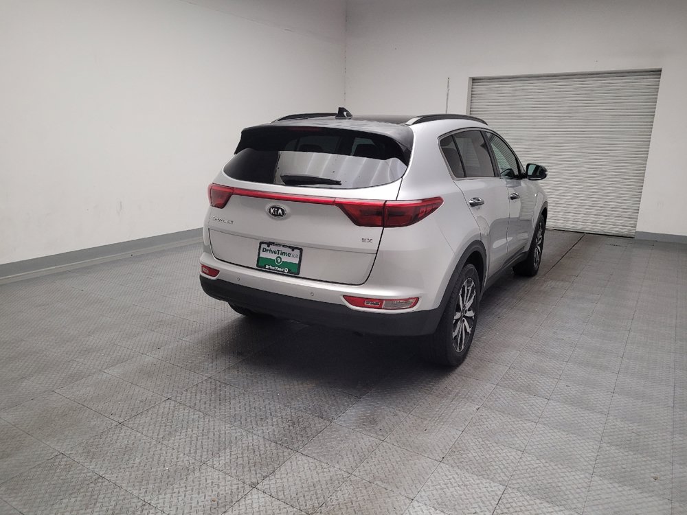 Used 2019 Kia Sportage EX w/ Option Group 040 AWD/4WD image 9