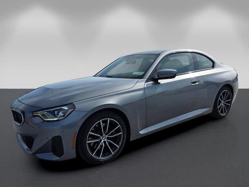 Certified 2025 BMW 230i xDrive Coupe w/ Premium Package AWD/4WD image 8