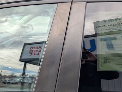 Used 2018 Volkswagen Atlas SEL AWD/4WD image 8