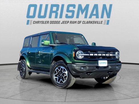 Used 2024 Ford Bronco Outer Banks image 1