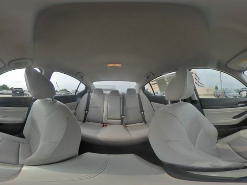 Used 2025 Nissan Altima 2.5 SV FWD image 42