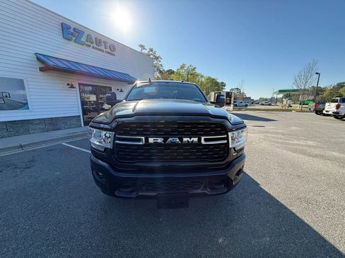 Used 2023 RAM 2500 Big Horn w/ Level 1 Equipment Group image 3