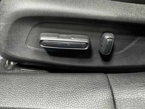 Certified 2025 Acura Integra image 28