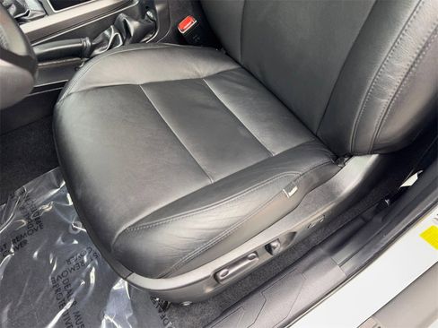 Used 2023 Toyota Tacoma 4x4 Double Cab image 30