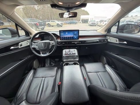 Certified 2022 Lincoln Nautilus Reserve w/ Equipment Group 202A image 12